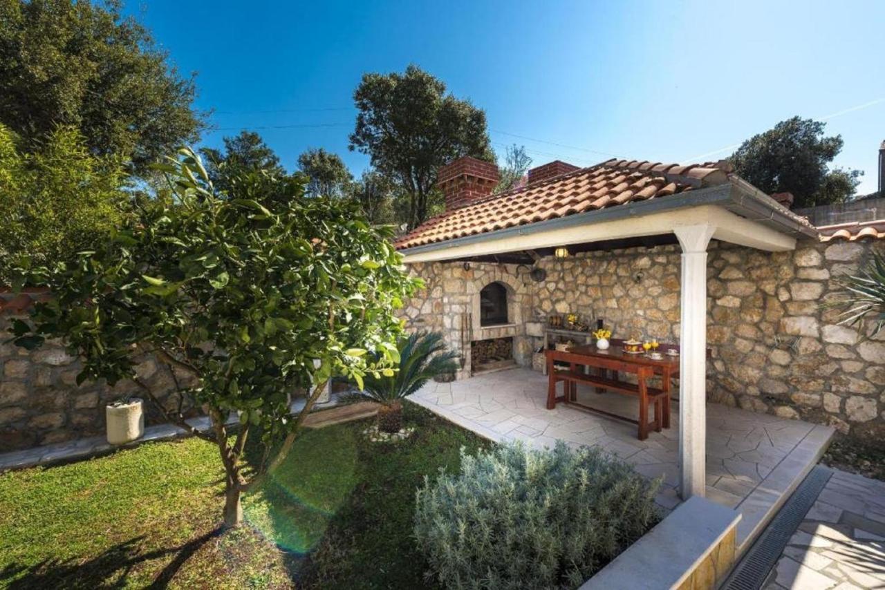Holiday Home Swiss Цавтат Экстерьер фото