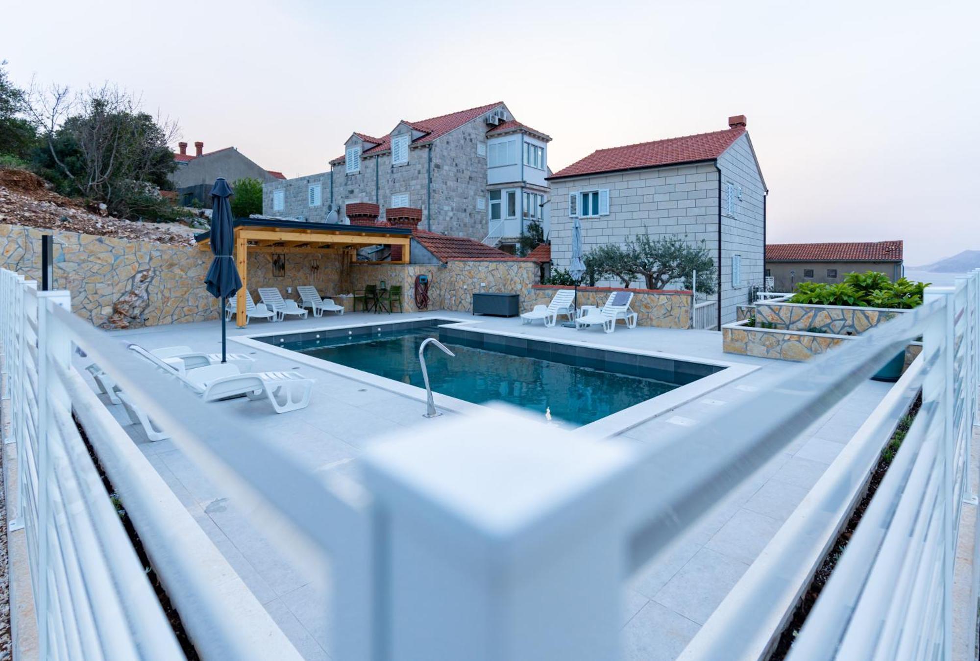Holiday Home Swiss Цавтат Экстерьер фото
